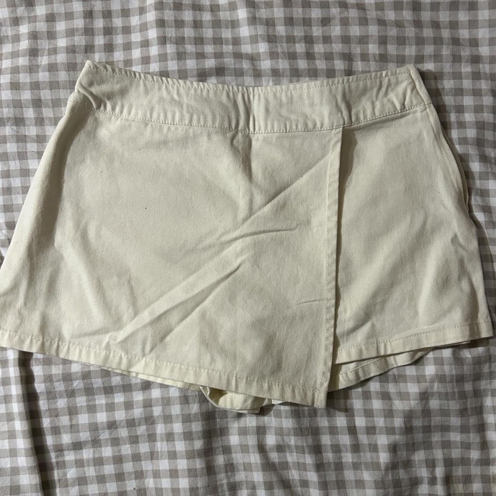 Women's Cream and Yellow Skirt